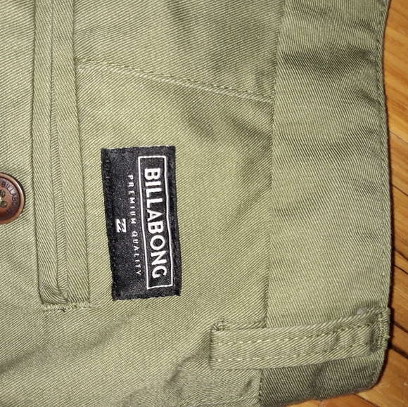 Clothes - Picture 2 of 16